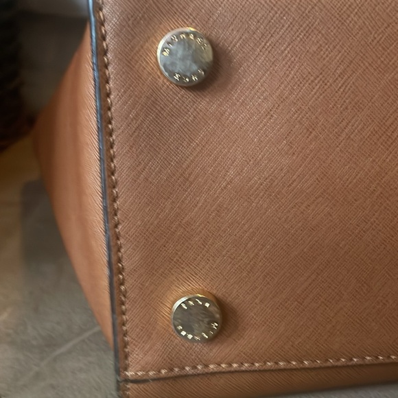 Michael Kors vintage studded Selma satchel like NWOT - Picture 8 of 15